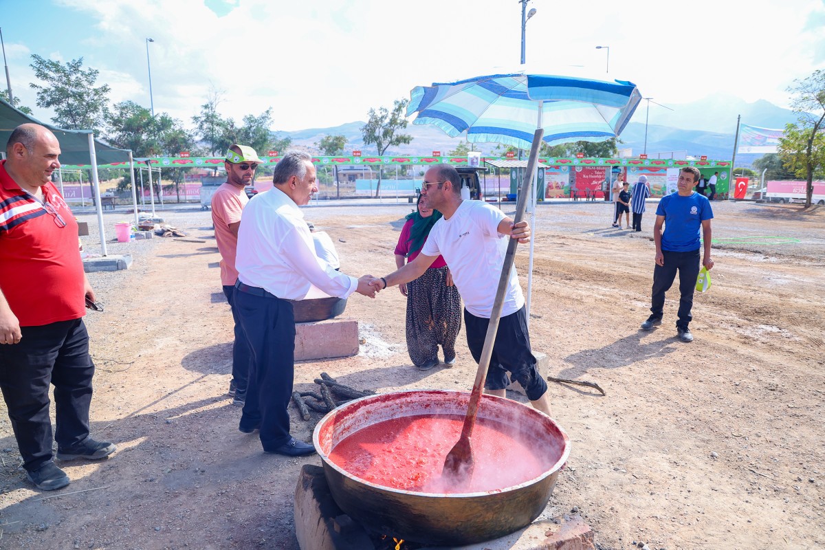 TALAS’TA KIŞA HAZIRLIK GÜNLERİ BAŞLADI