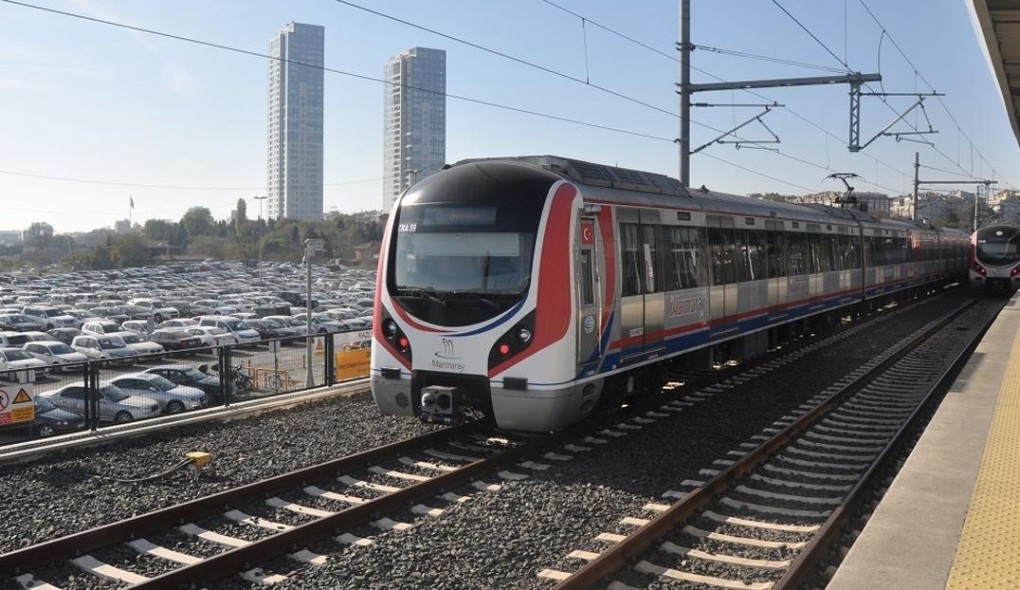 MARMARAY SEFERLERİ SAAT 01.30’A KADAR UZATILDI