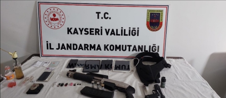 PKK/PYD/YPG Silahlı Terör Örgüt Üyesi Kayseri'de Yakalandı 