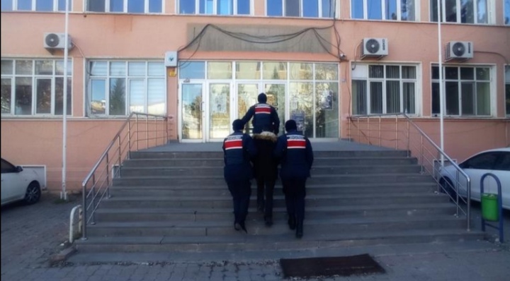 EVDEN HIRSIZLIK OLAYI ZANLISI TUTUKLANDI 