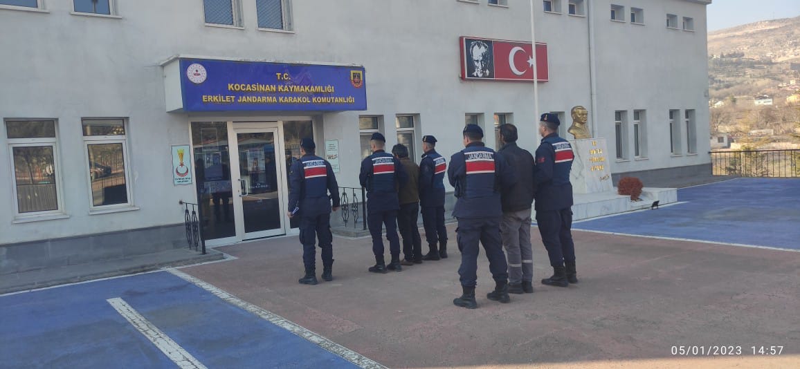 ERKİLET'TE BAĞ EVİ HIRSIZLIK ZANLILARI YAKALANDI 