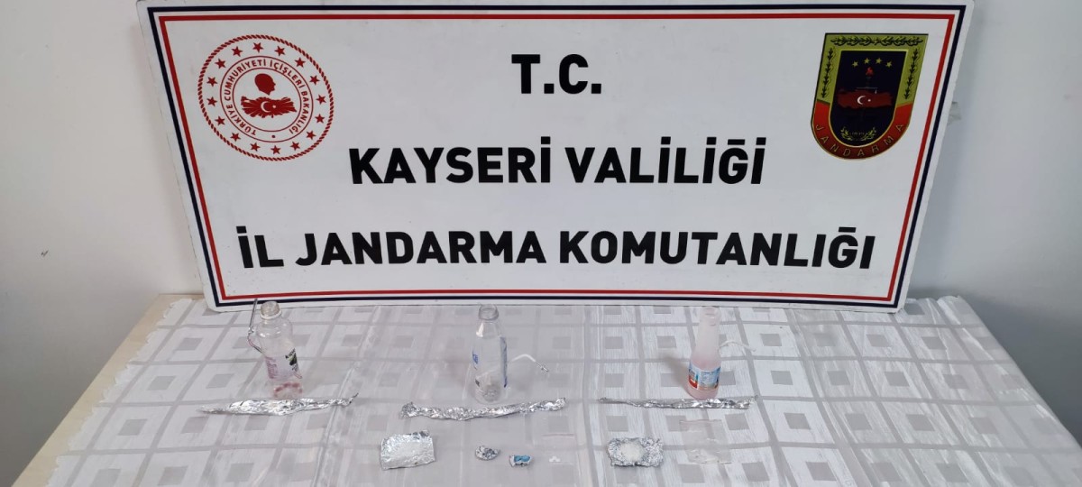 Kayseri'de Uyuşturucu Operasyonu: 2 Gözaltı