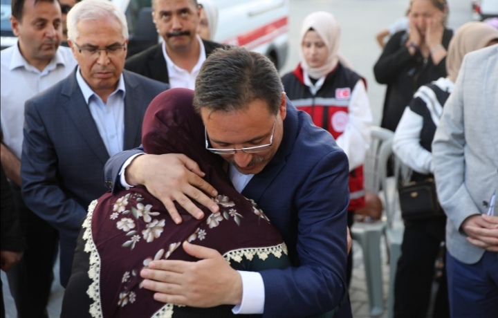 Vali Çiçek, Terör Gazisi İsmet Eraslan’ın Cenazesine Katıldı