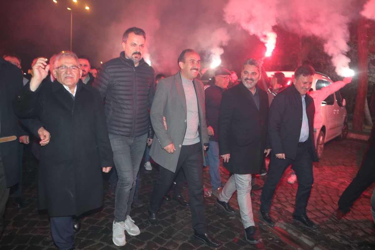  Fatih Üzüm, İncesu’dan Seslendi: Gölgemizde geçinenler nerede