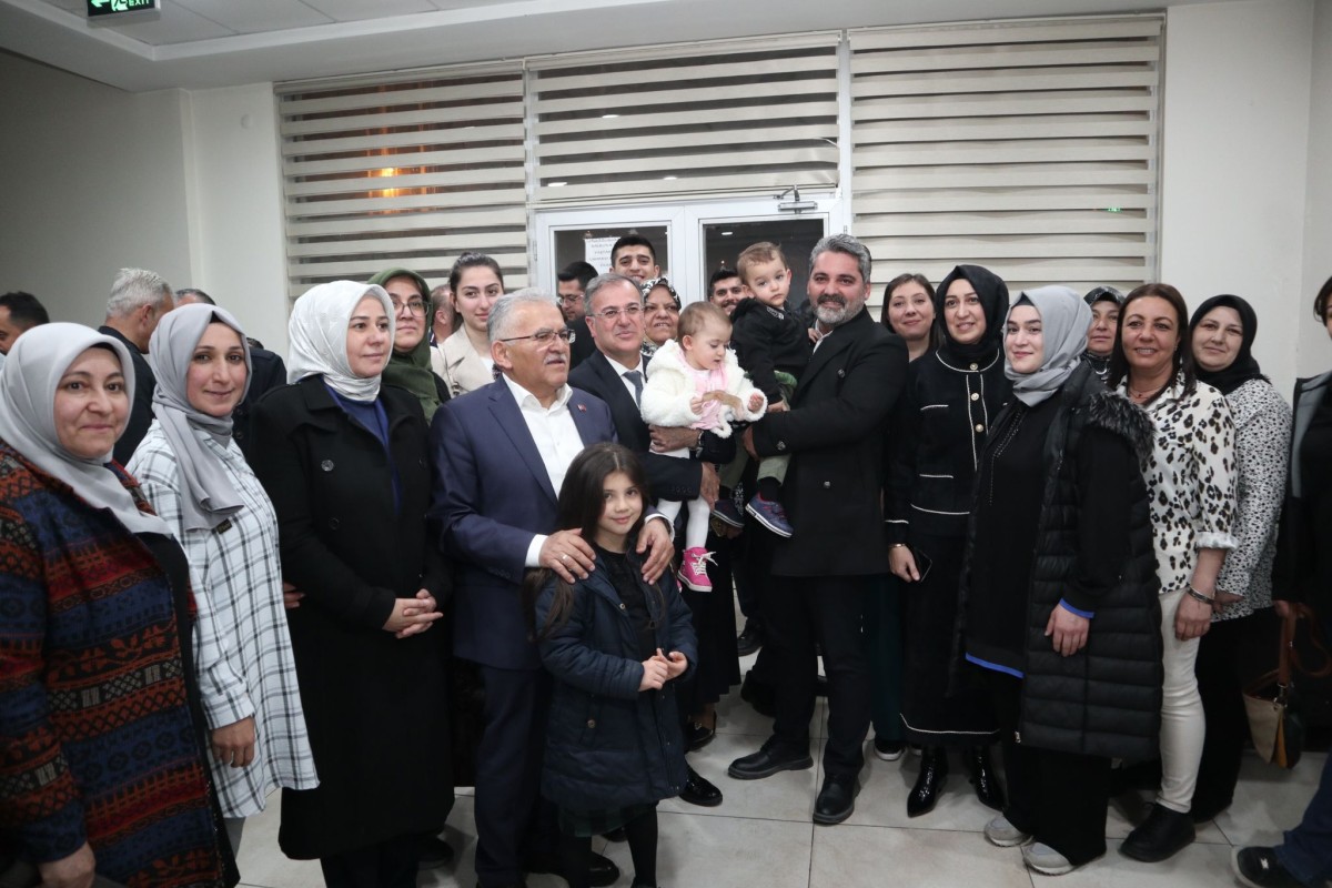 İl Başkanı Fatih Üzüm Hacılar’da konuştu: Reis sevdiği adamı aday gösterir.