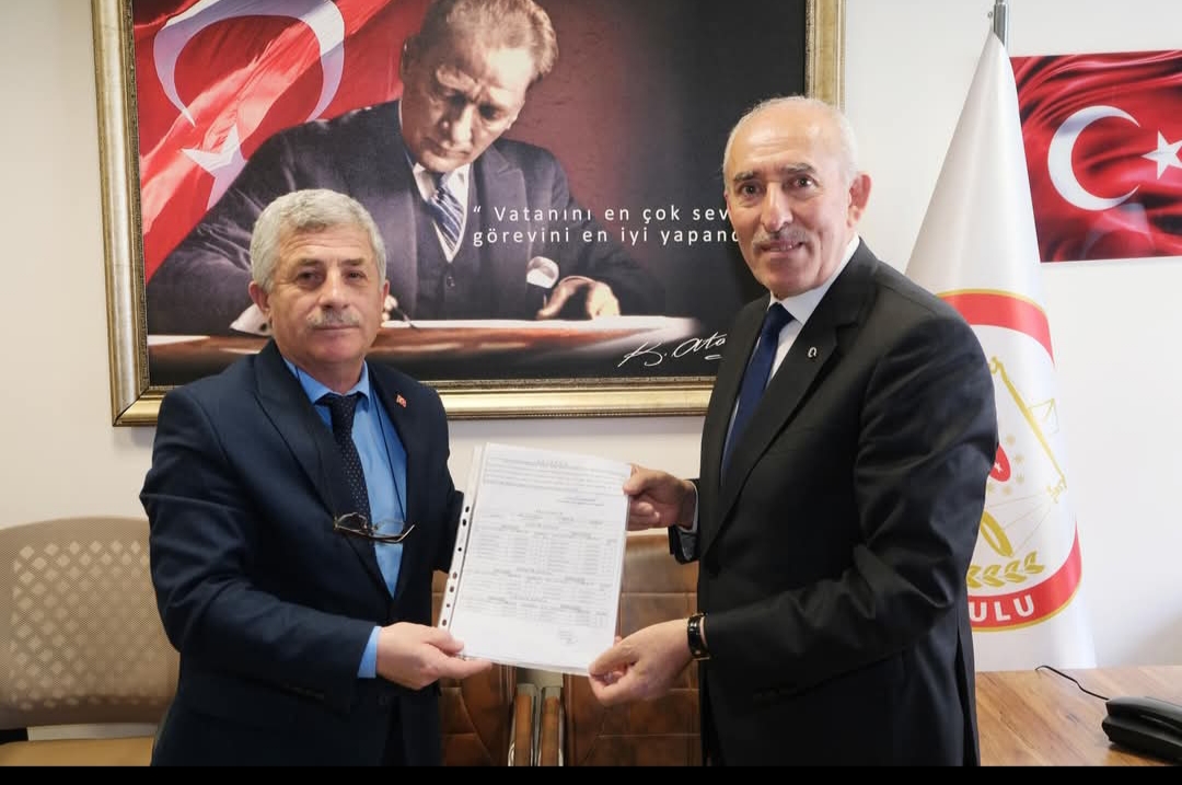 Mazbatayı alan Odakır: “Hizmetlerimizle konuşulmaya devam edeceğiz”