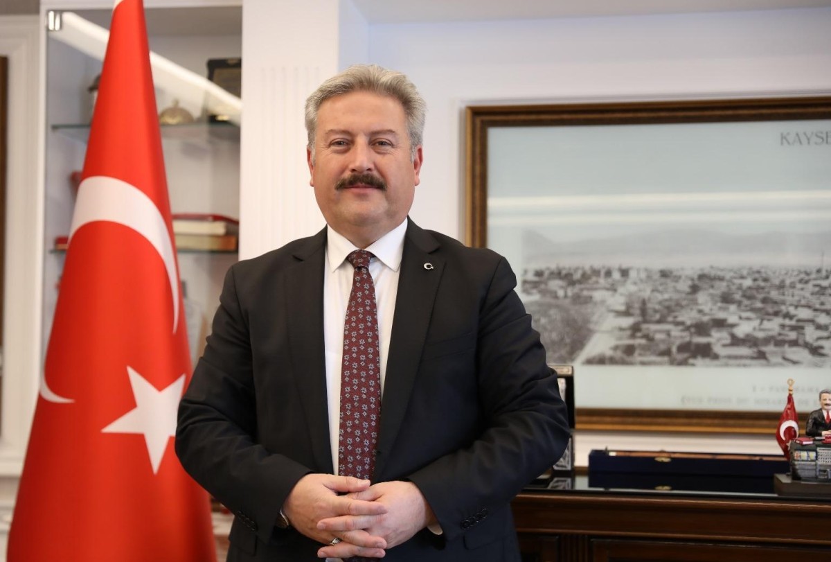 MELİKGAZİ BELEDİYESİ TEKNOFEST'E KATILACAK ÖĞRENCİLERİ BU YIL DA YALNIZ BIRAKMADI
