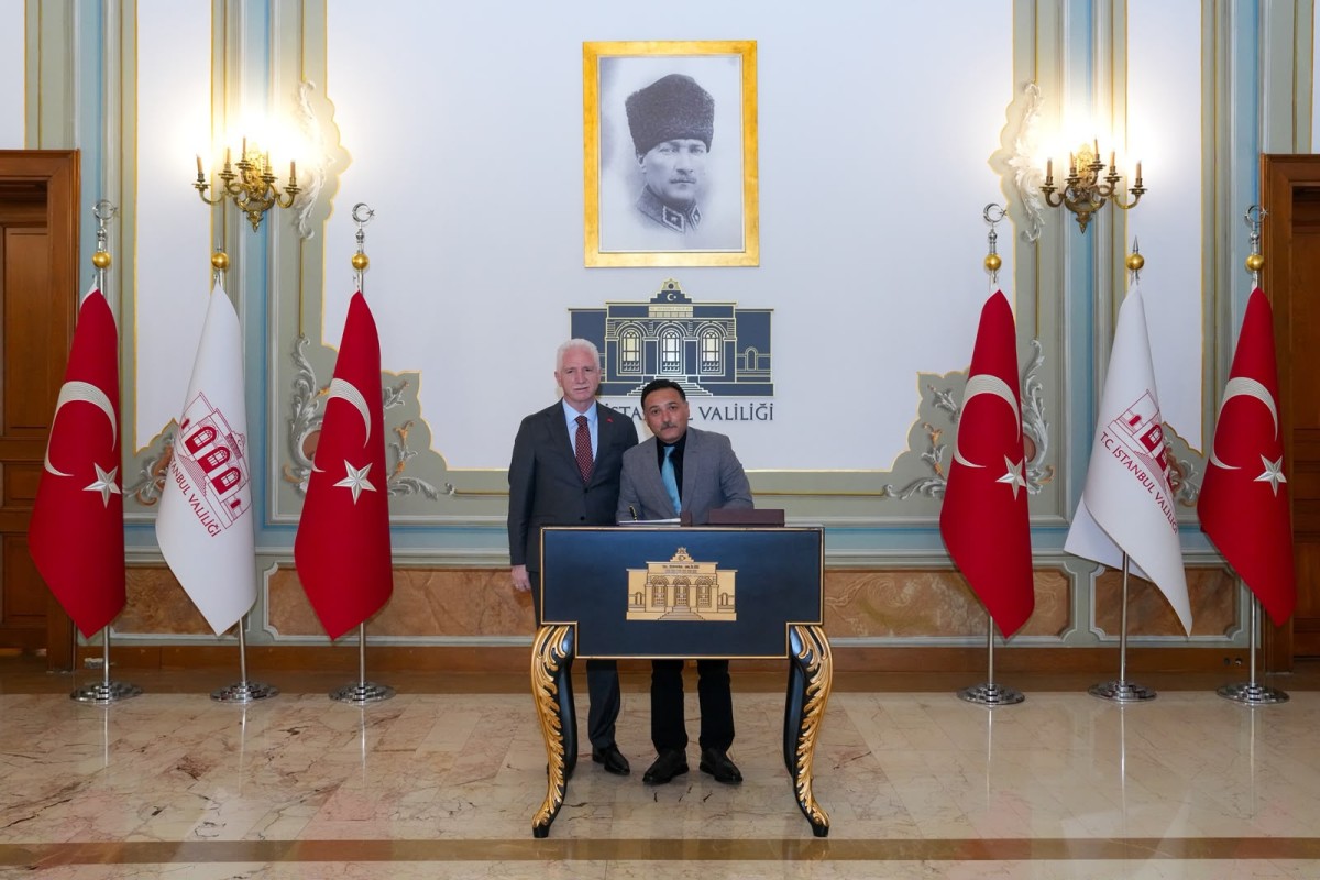 Vali Gökmen Çiçek’ten İstanbul Valisi Davut Gül’e Ziyaret