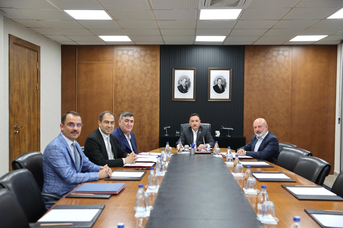 Valilikte İki Protokol Birden