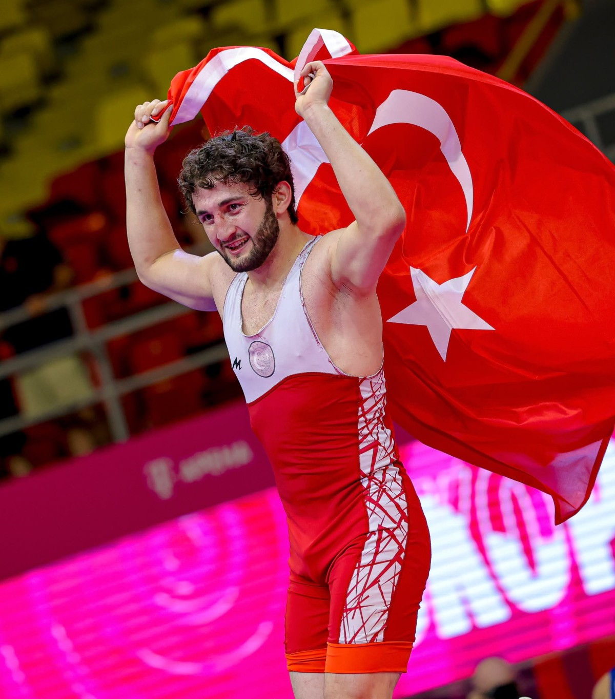 KAYSERİ ŞEKERSPOR’UN MİLLİ GÜREŞÇİSİ SALİH YUSUF YAZICI DÜNYA İKİNCİSİ OLDU