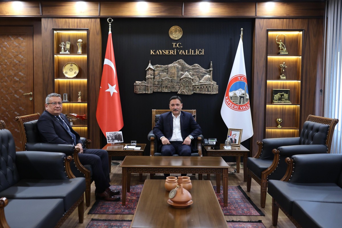 Vali Çiçek, İl Emniyet Müdürü Sinan Ergen’i Kabul Etti