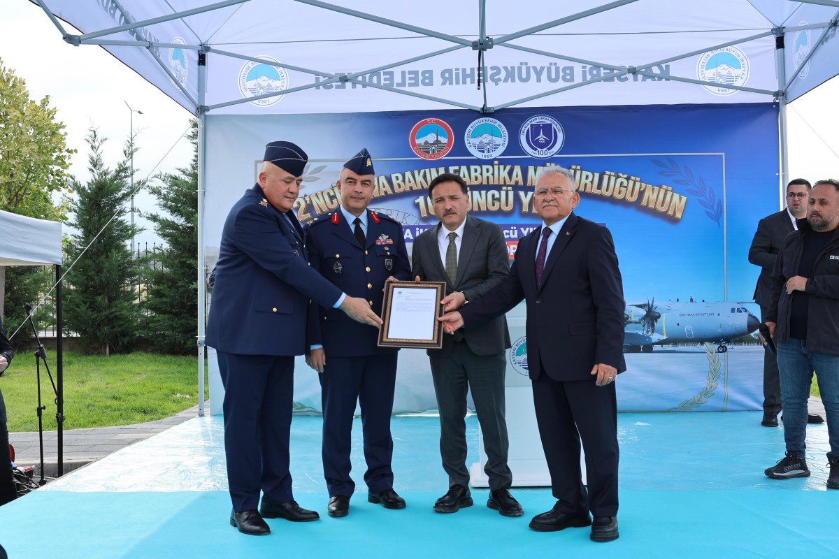 Vali Çiçek, 2. Hava Bakım Fabrika Müdürlüğünün 100. yıl etkinliklerine katıldı
