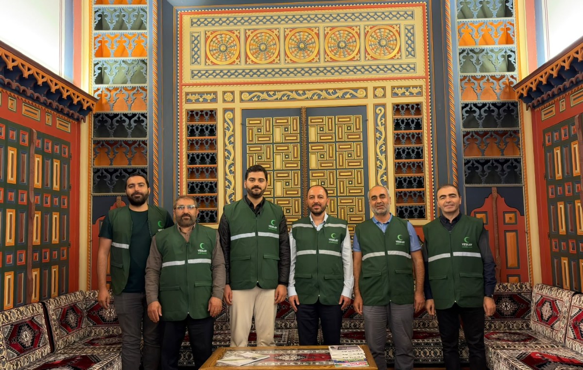 MAZLUMDER KAYSERİ ŞUBESİNDEN KIZILAY VE YEŞİLAY’A HAYIRLI OLSUN ZİYARETİ
