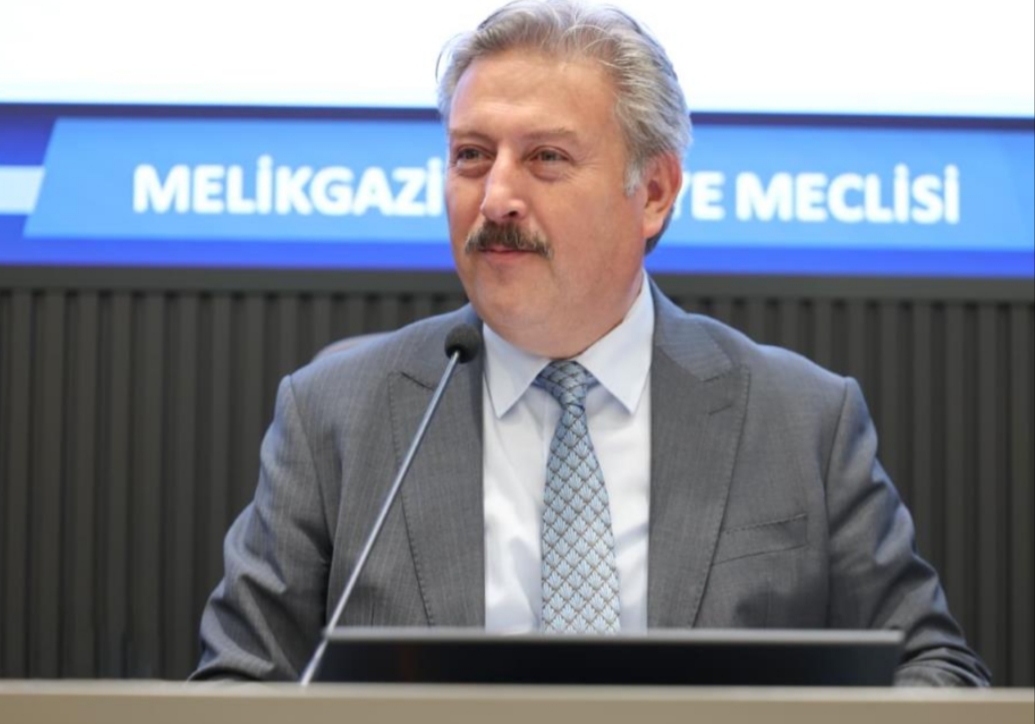 MELİKGAZİ BELEDİYESİ’NDEKİ UYUM BAŞARIYI BİRLİKTE GETİRİYOR   