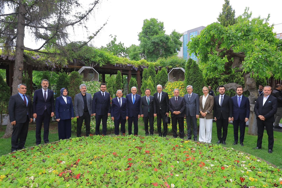 AKSAKALLAR KONSEYİ BAŞKANI YILDIRIM: “TÜRK DÜNYASI BURAM BURAM KAYSERİ’DE TÜTMÜŞ OLACAK”