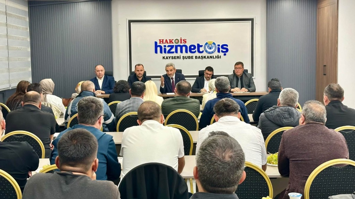 Hizmet İş Sendikası'nda yoğun katılımlı toplantı 