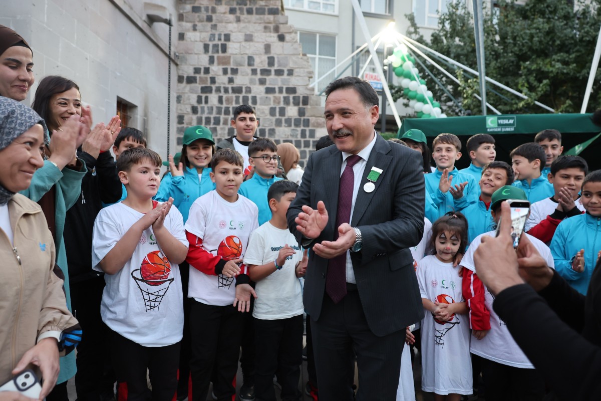 Vali Gökmen Çiçek’e Büyük Onur…